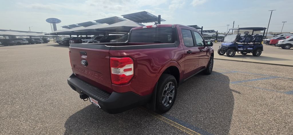 Used 2025 Ruby Red Metallic Ford XLT image 7
