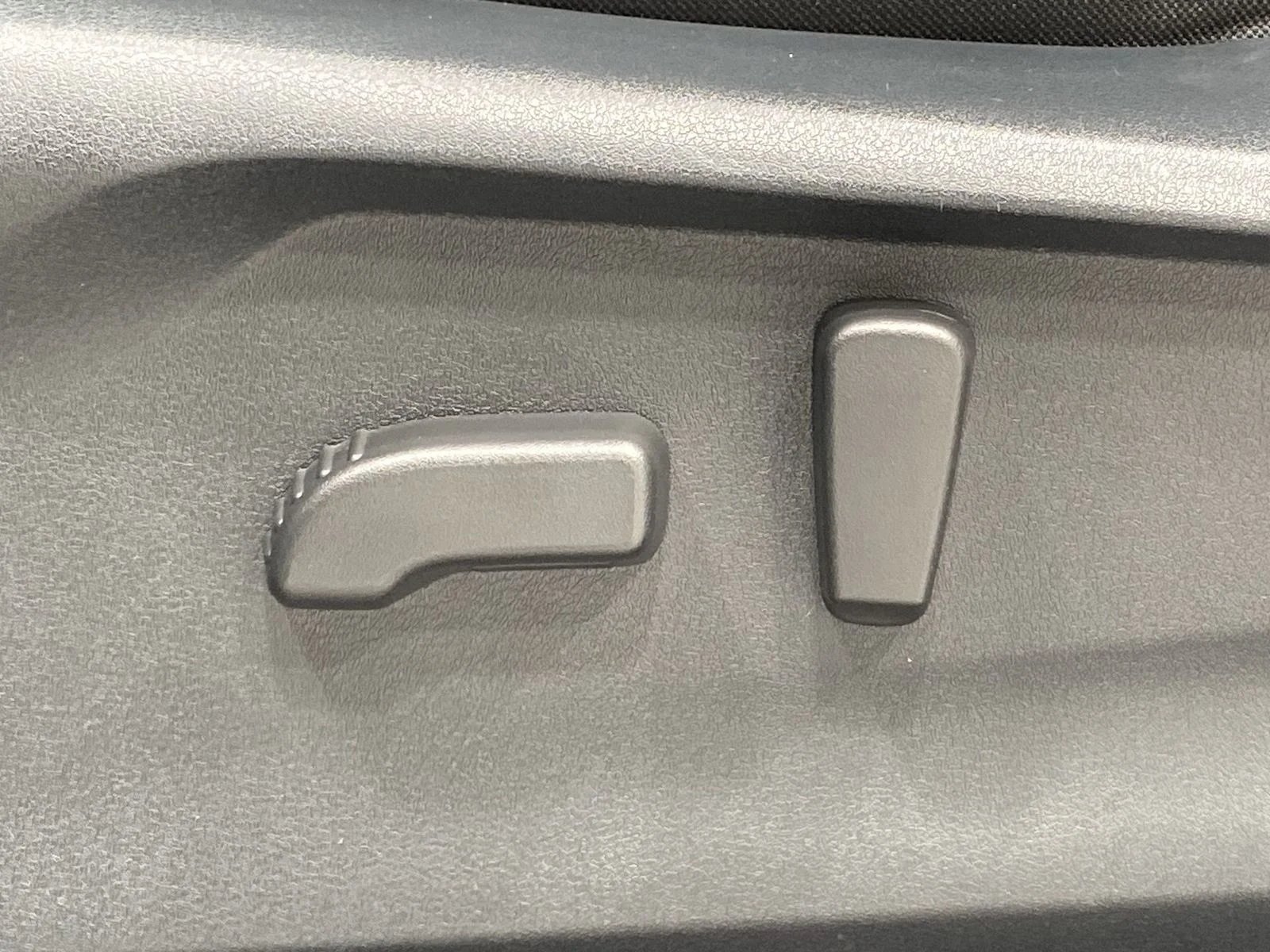2024 Subaru Ascent Premium - Photo 12