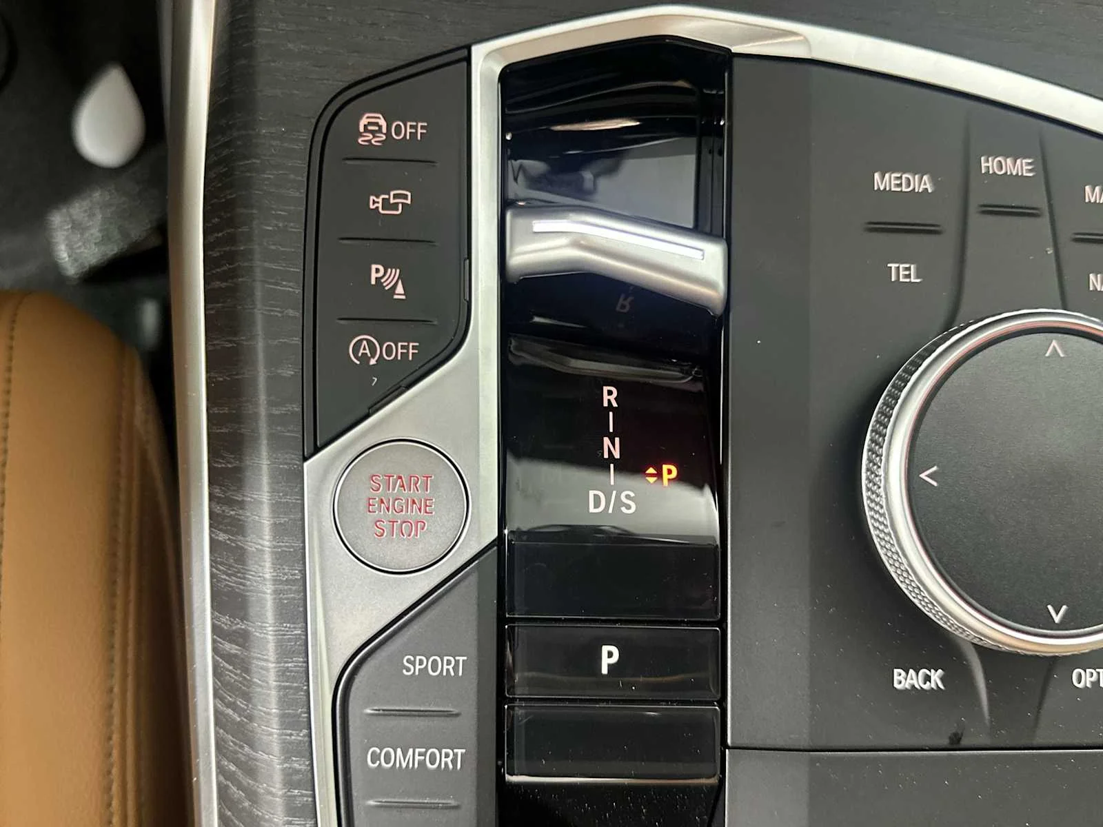 2025 BMW 2 Series 230i - Photo 16