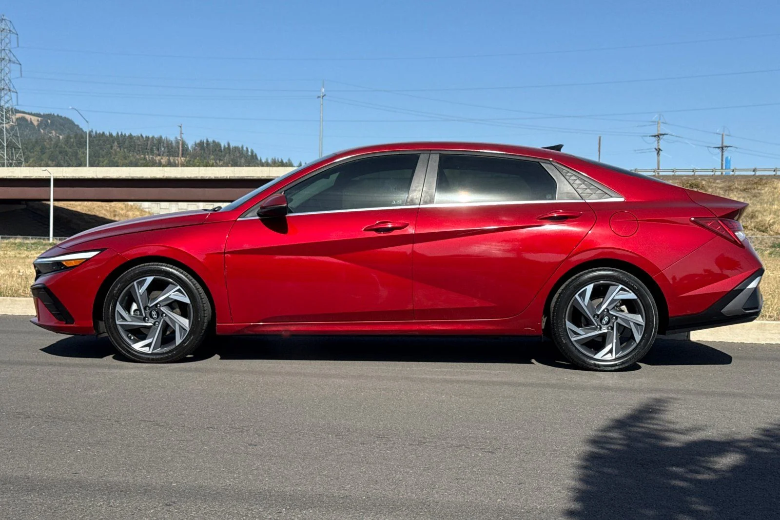 Used 2025 Red Hyundai Limited image 6