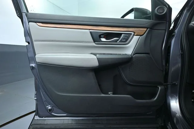 Used 2019  Honda EX-L image 18