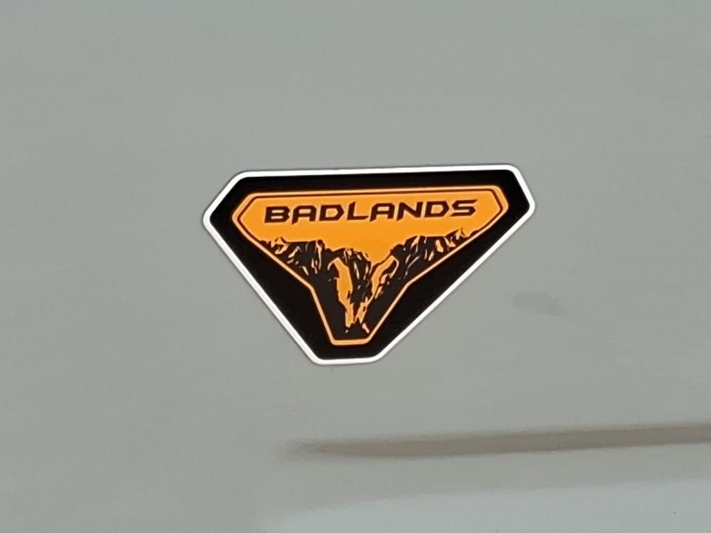 Used 2022 Green Ford Badlands image 10