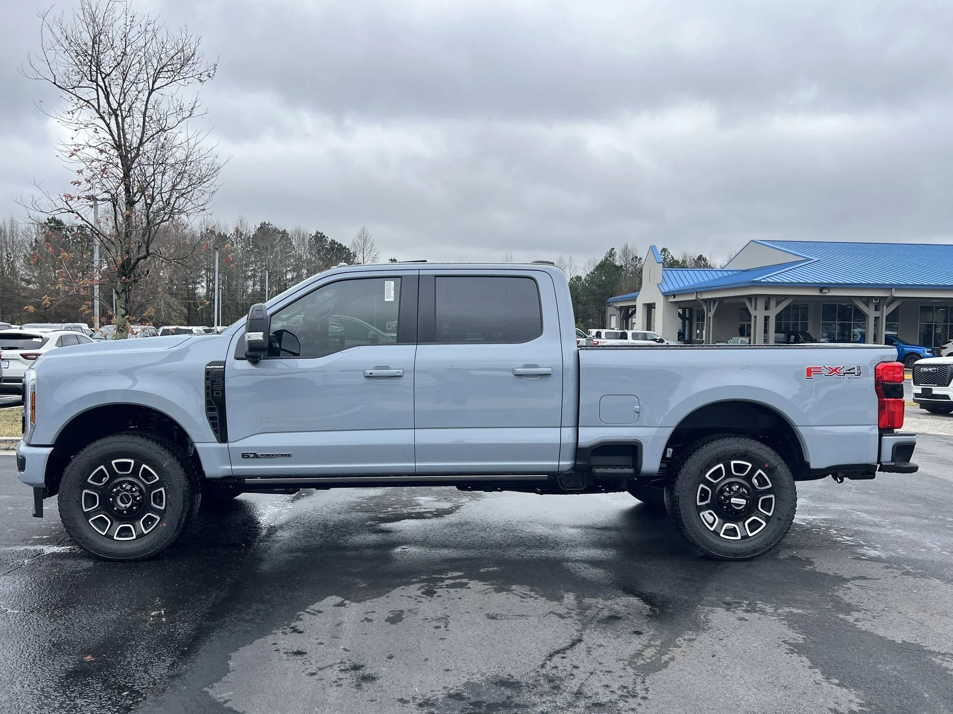 2026 Ford F-350 Super Duty Platinum - Photo 31
