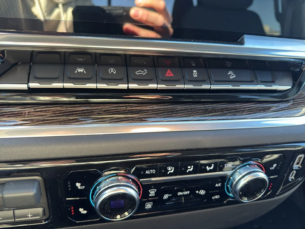 New 2026 Sterling Metallic GMC SLE image 24