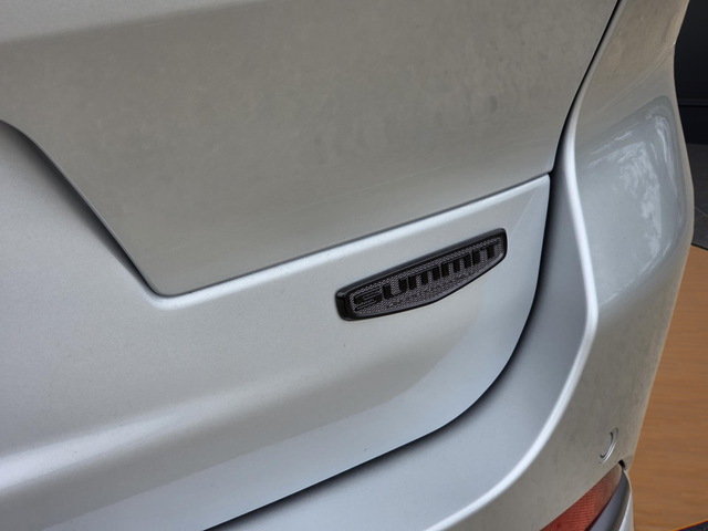 New 2026 Silver Zynith Exterior Paint Jeep Summit image 6