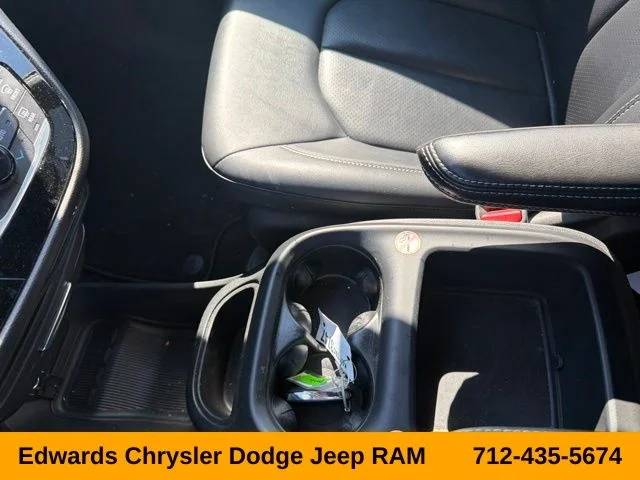 Used 2025 Red Chrysler Select image 14