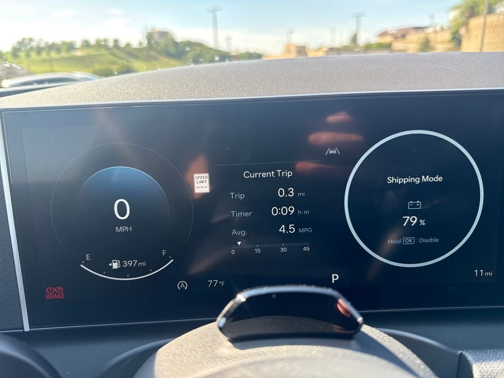 New 2026 White Hyundai SEL Premium image 15