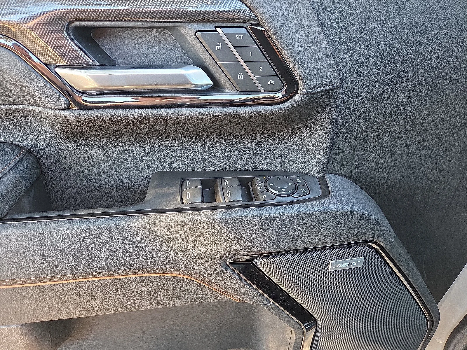2026 GMC Sierra 2500HD AT4 - Photo 12