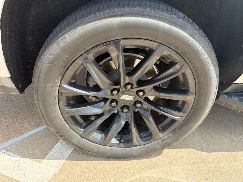 Used 2023 White Cadillac Sport Platinum image 6