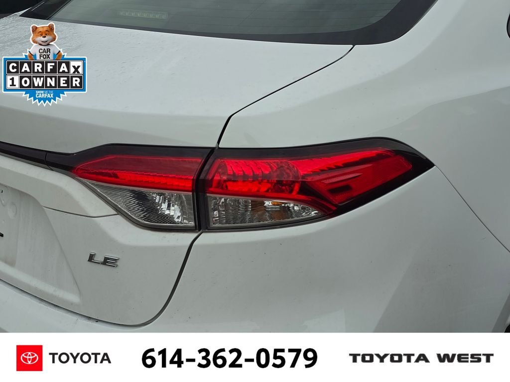 Used 2020 White Toyota LE image 9