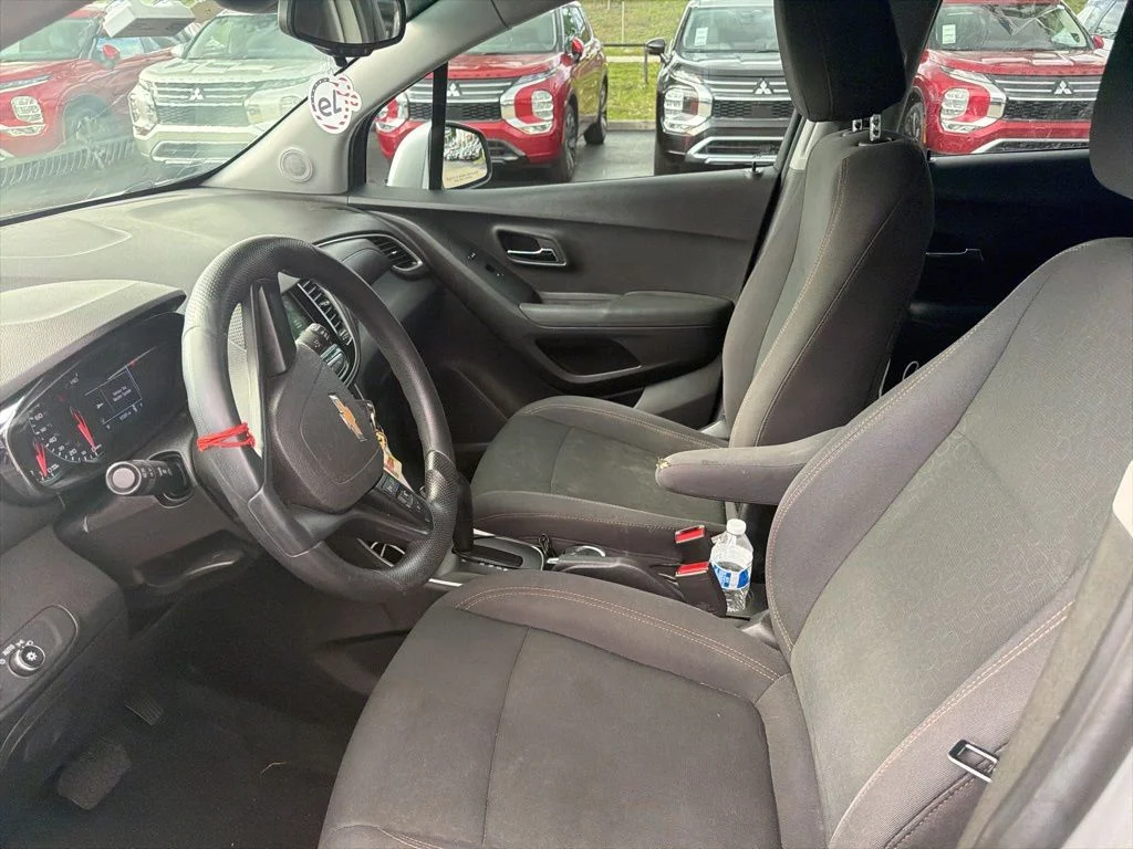 Used 2019 Silver Ice Metallic Chevrolet LS image 5