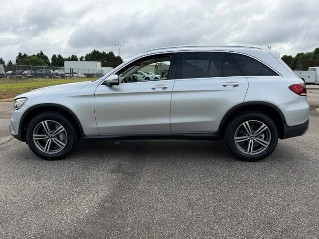 Used 2020 Silver Mercedes-Benz 4MATIC® image 32