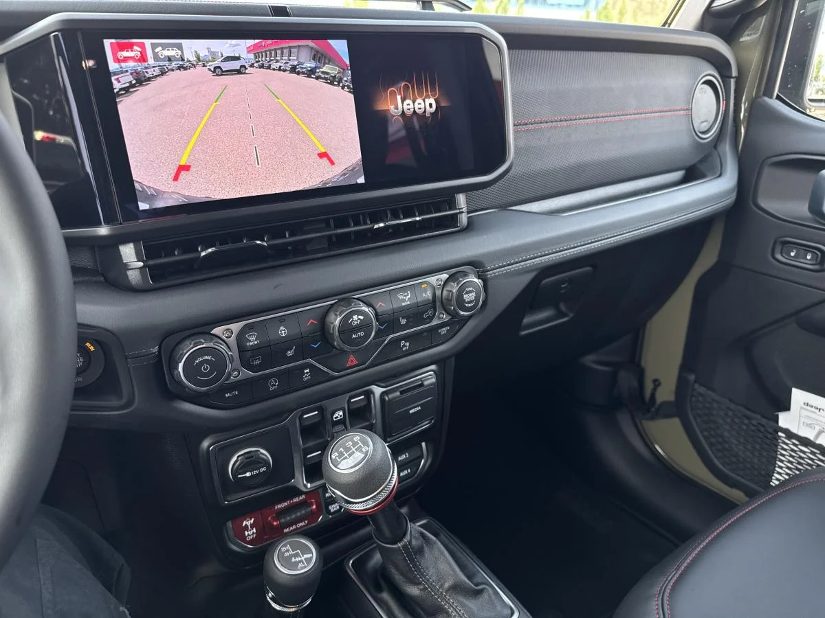 New 2026 41 (pj5) Jeep 4-Door Rubicon X image 15