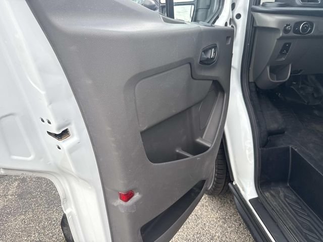 Used 2025 Oxford White Ford Base image 23