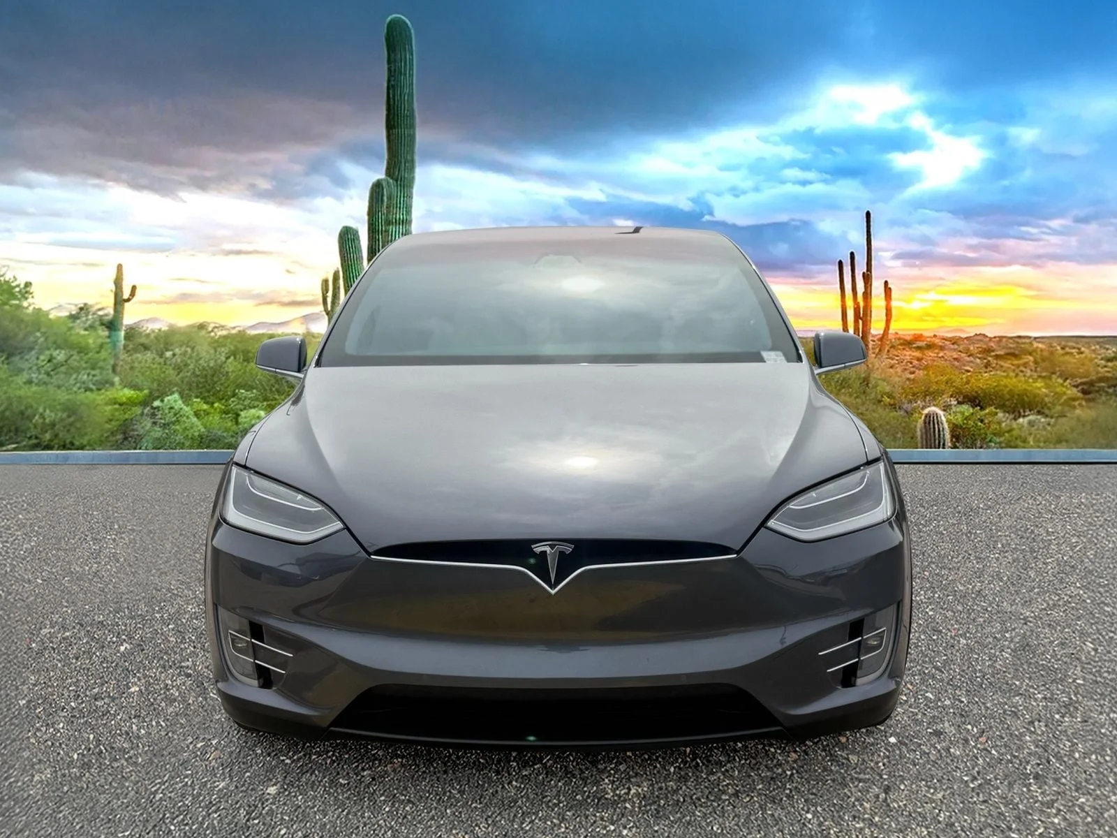 Used 2018 Gray Tesla  image 8