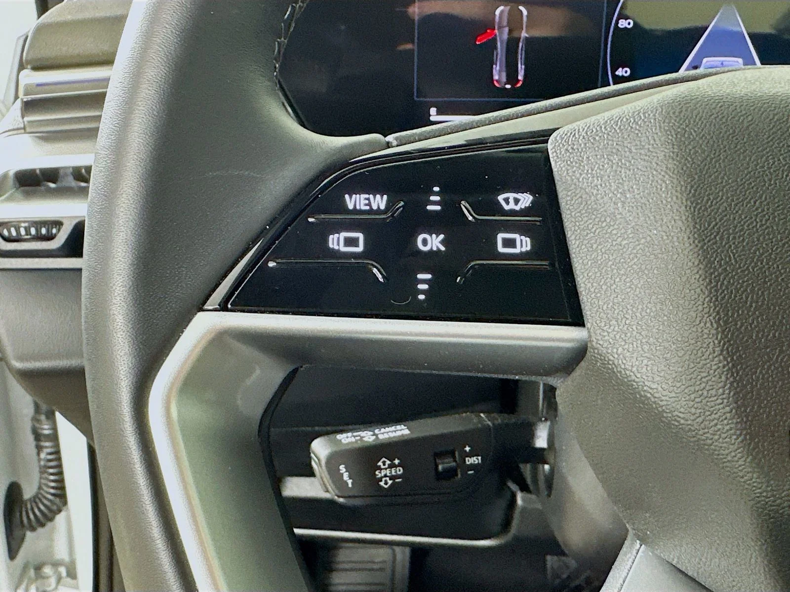 Used 2025 White Audi  image 18