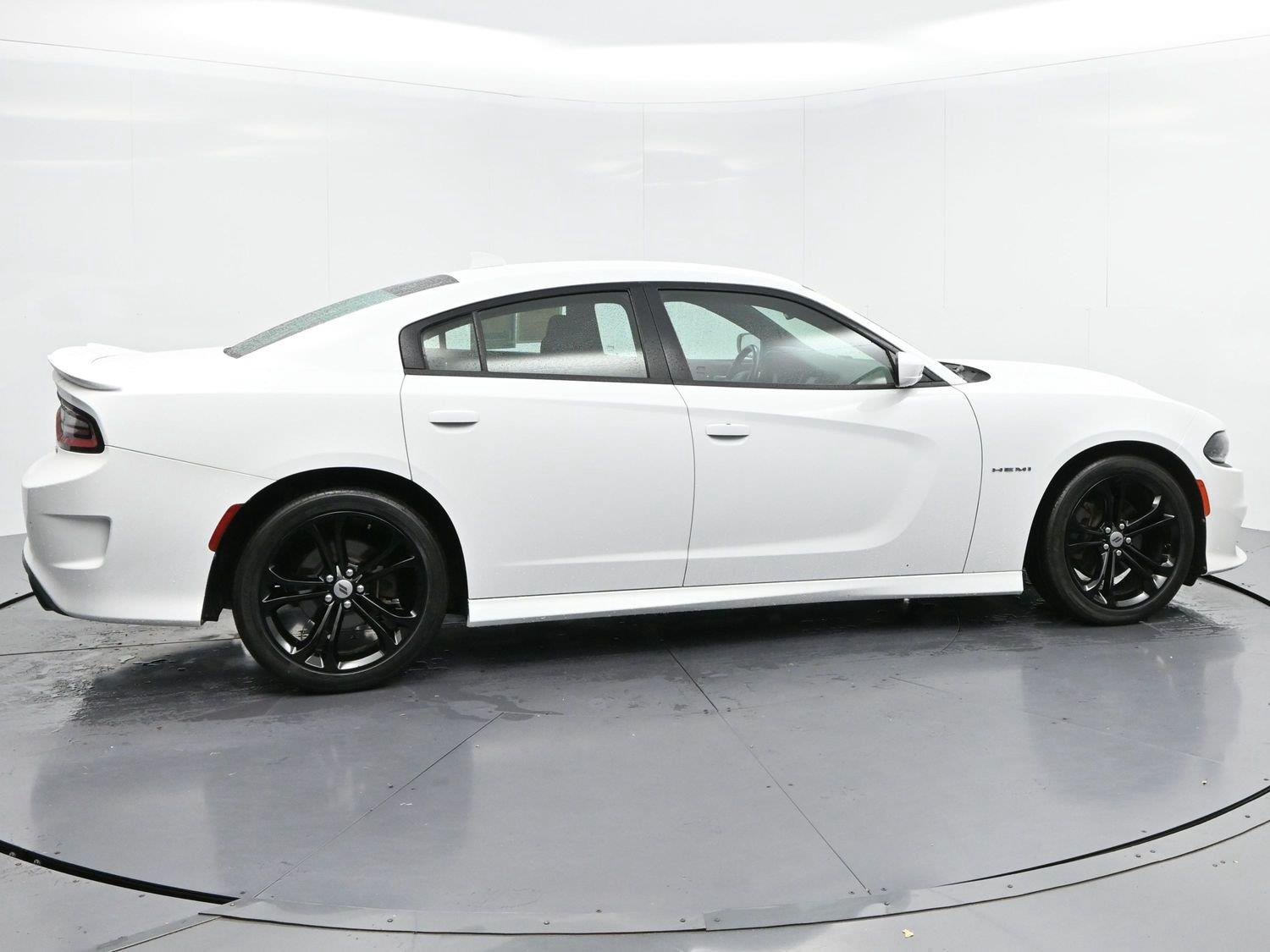 Used 2021 White Knuckle Clearcoat Dodge R/T image 8