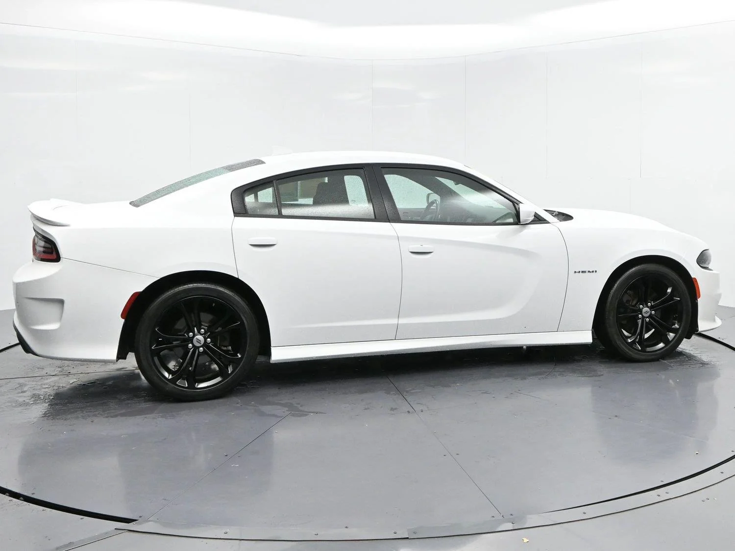 Used 2021 White Knuckle Clearcoat Dodge R/T image 8