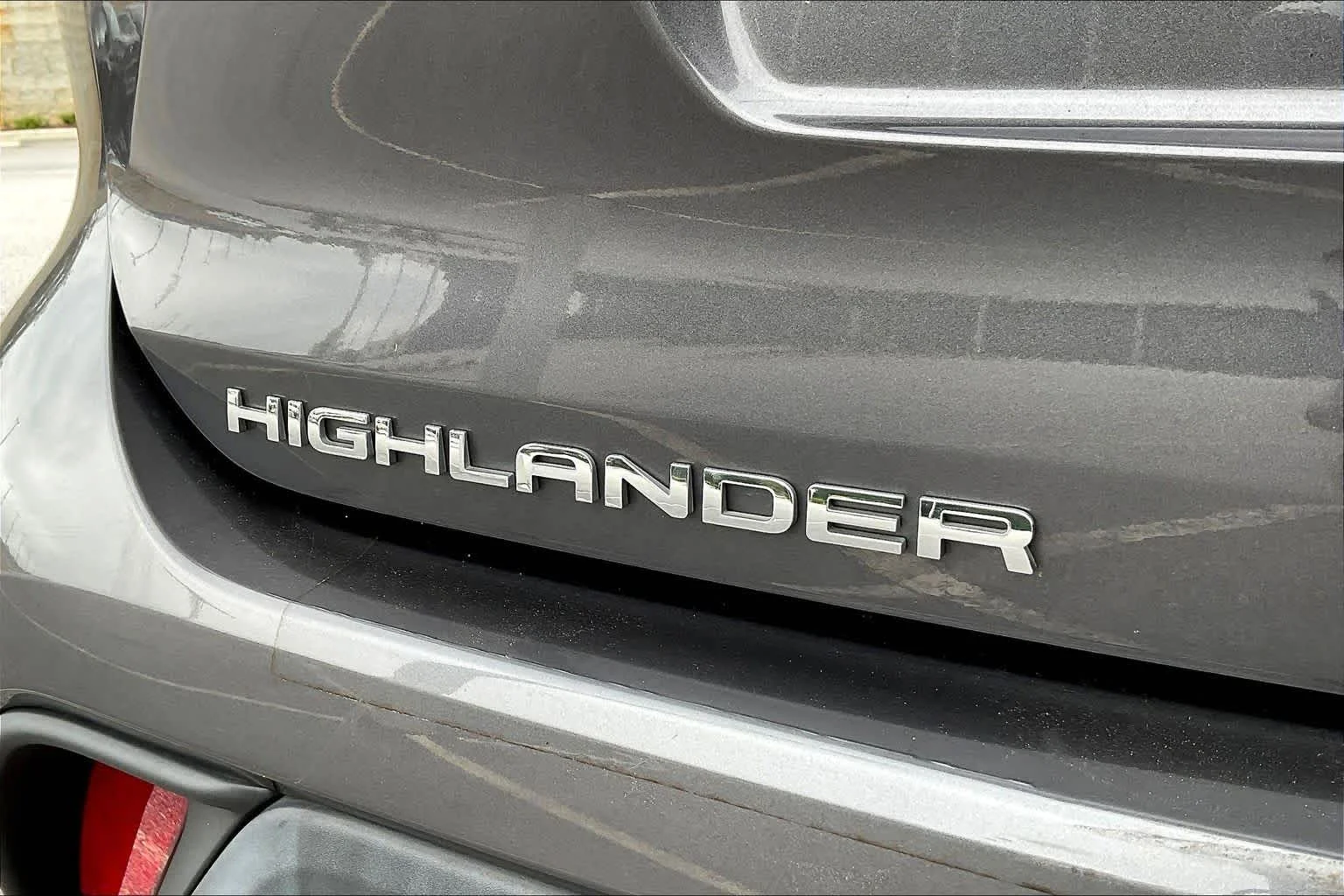 Used 2022 Magnetic Gray Metallic Toyota L image 30