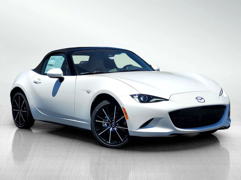 2026 Mazda MX-5 Miata Grand Touring Auto's photo