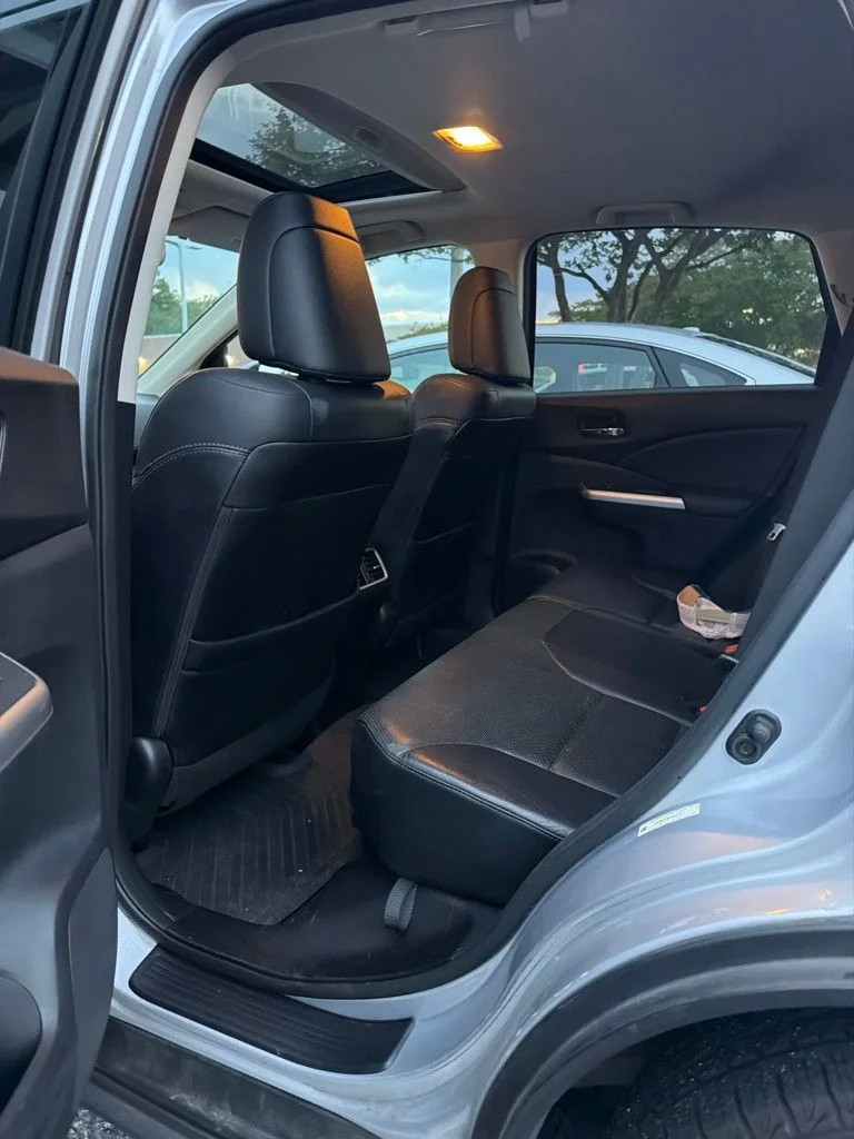 Used 2015 Silver Honda EX-L image 17