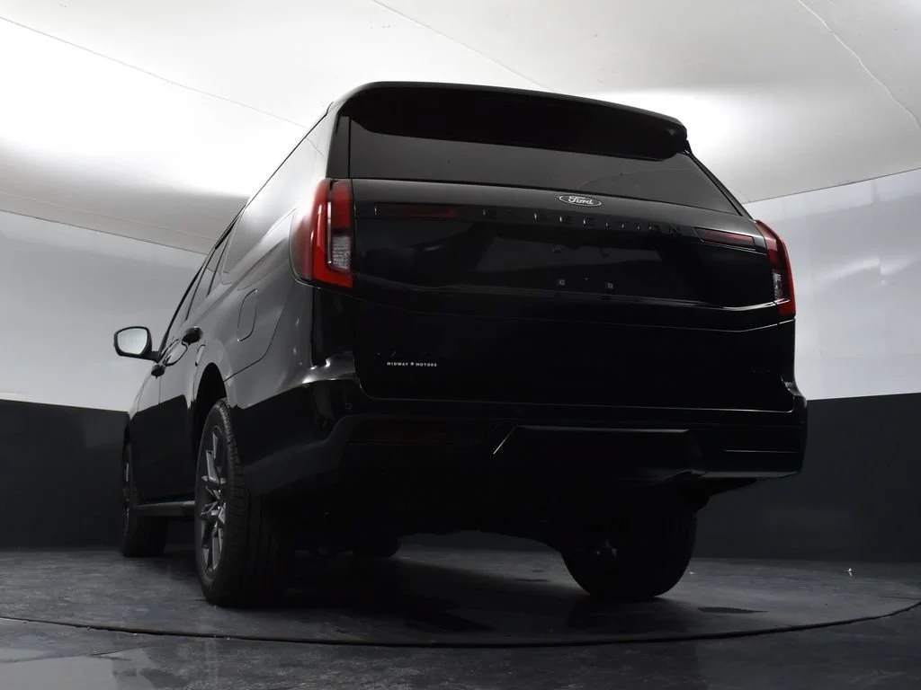 New 2026 Black Metallic Ford MAX Platinum® image 32