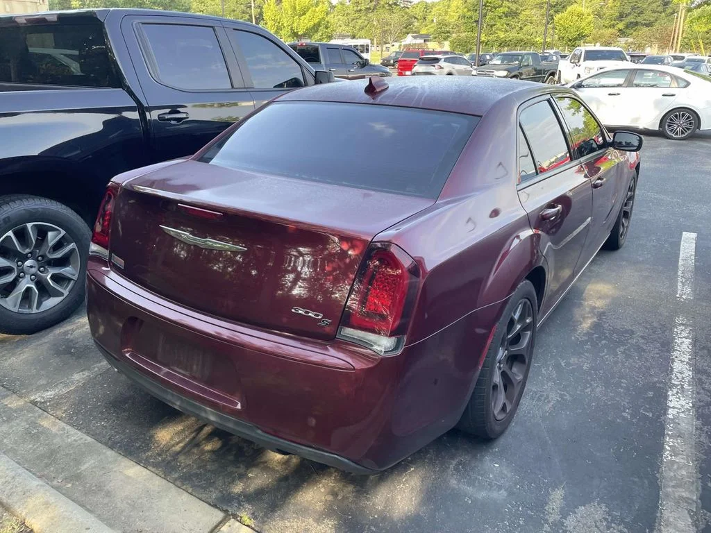 Used 2019 Velvet Red Pearlcoat Chrysler 300S image 6