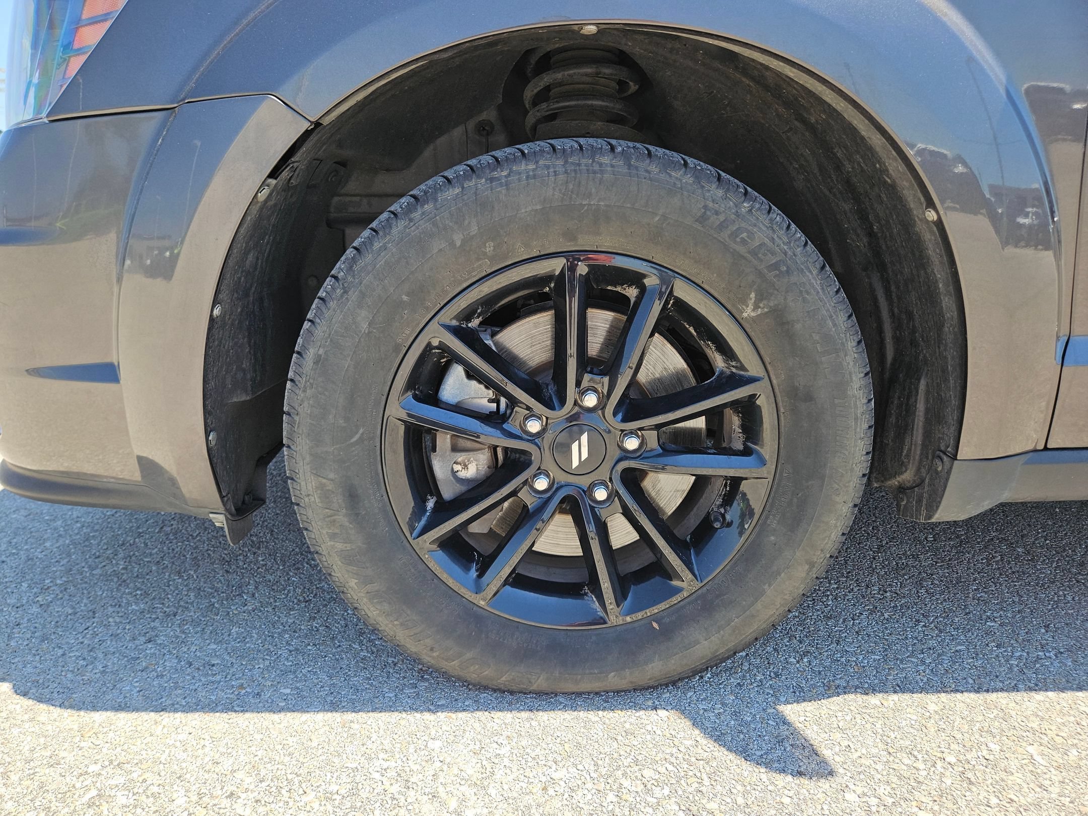 Used 2020 Granite Pearlcoat Dodge SE Value image 30