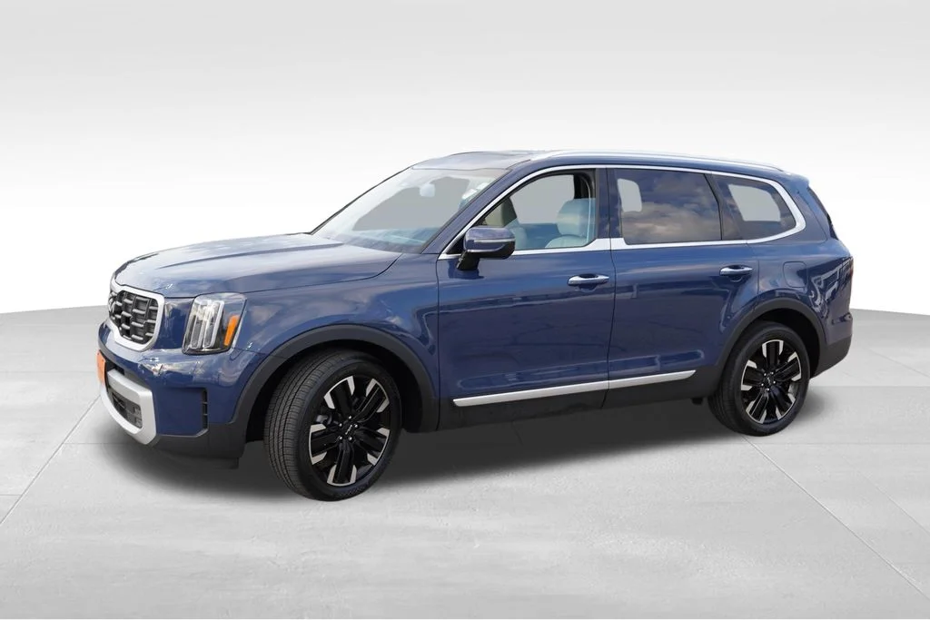 Certified Used 2024 Midnight Lake Blue Kia SX image 10