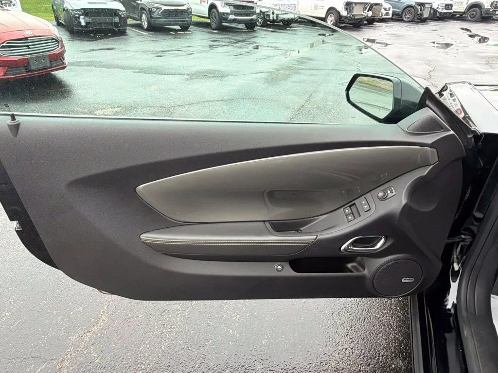 Used 2015 Black Chevrolet 2LT image 24