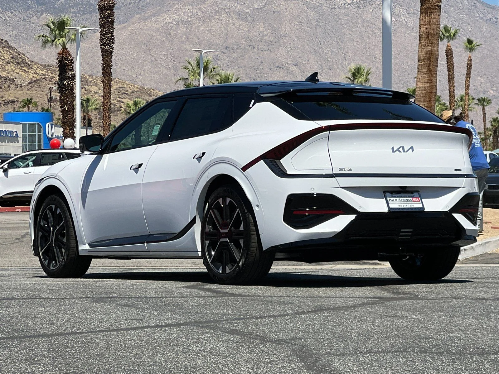 New 2026 White Kia GT-Line image 5