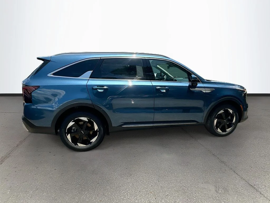 New 2026 Mineral Blue Kia EX image 8