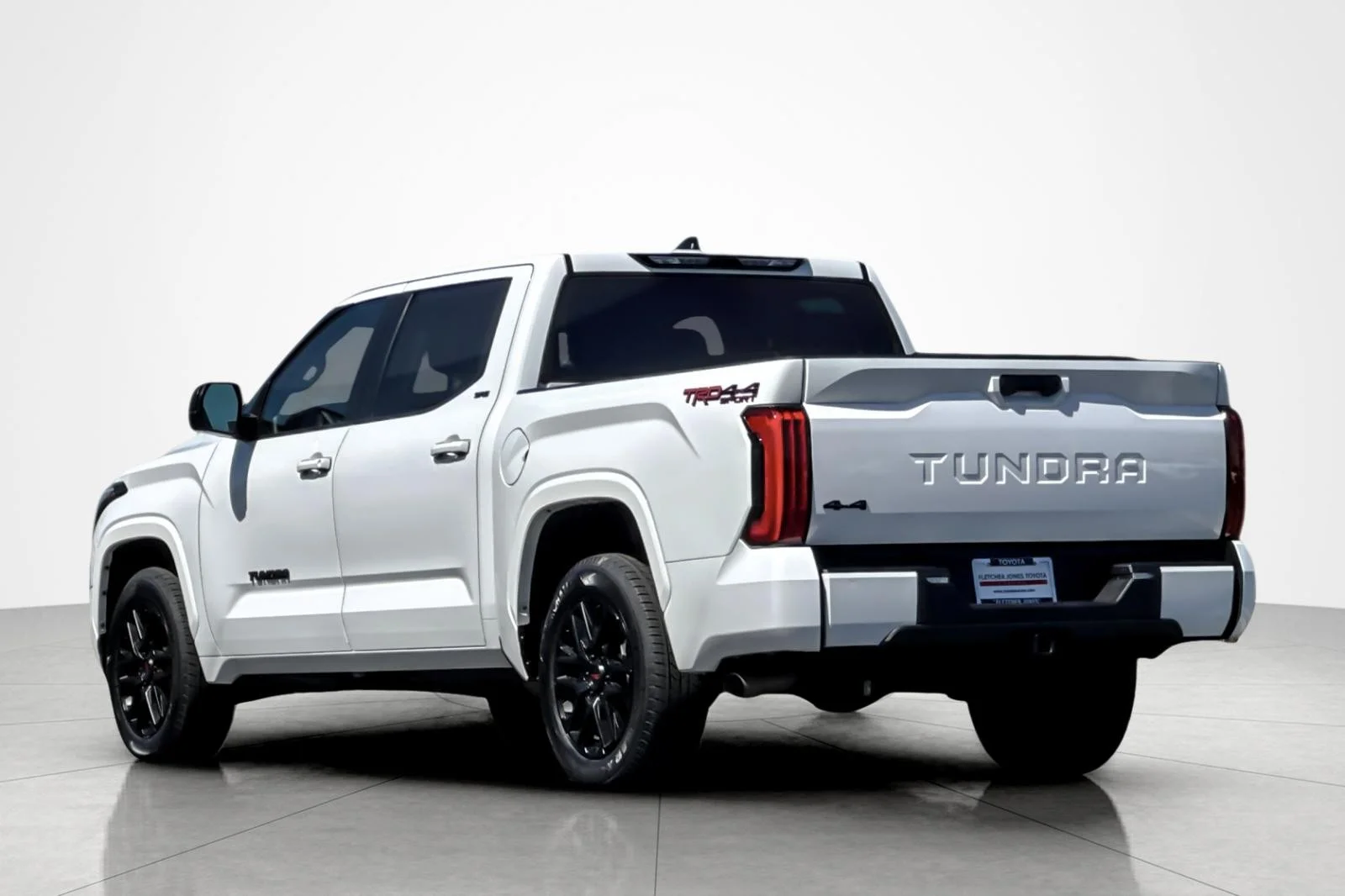 Certified Used 2024 Ice Cap Toyota SR5 image 3