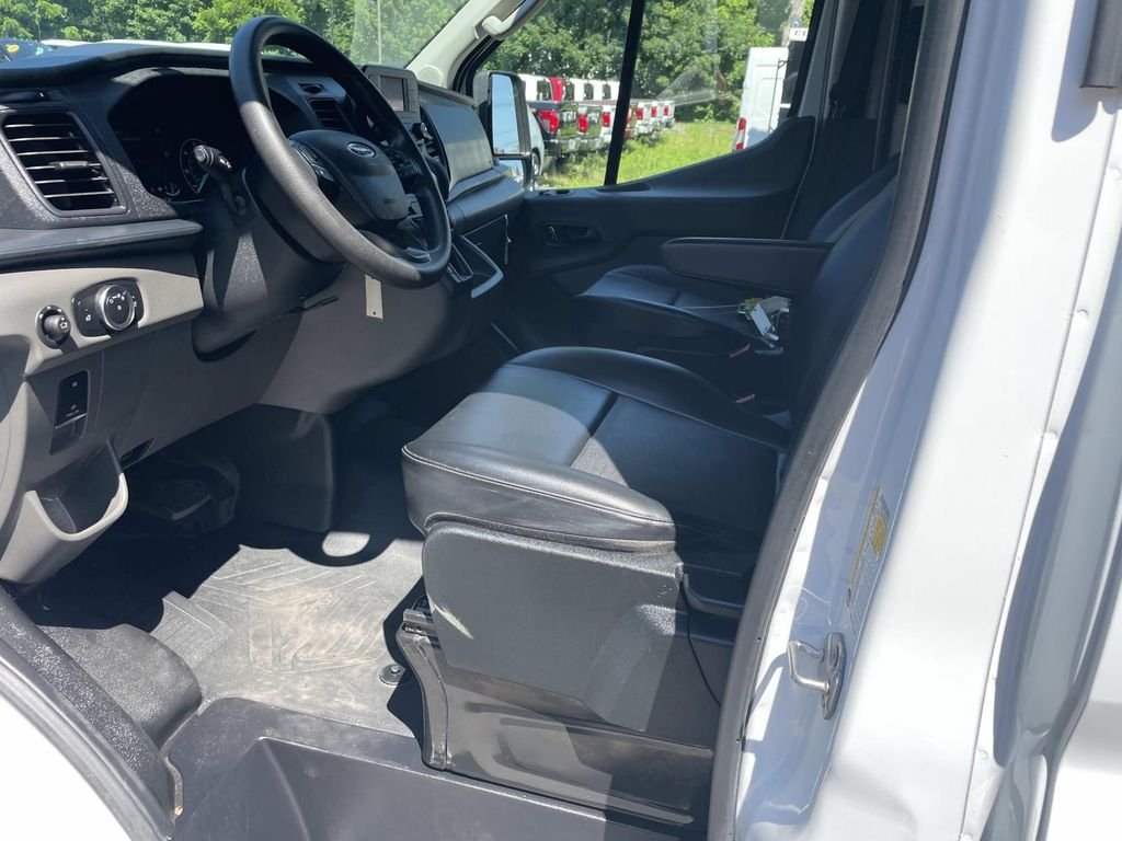 Used 2025 White Ford Base image 18