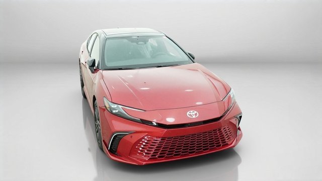 New 2026 Supersonic Red with Midnight Black Metallic roof Toyota XSE image 4