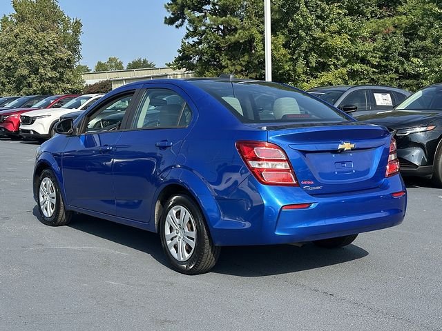 Used 2018 Blue Chevrolet LS image 5