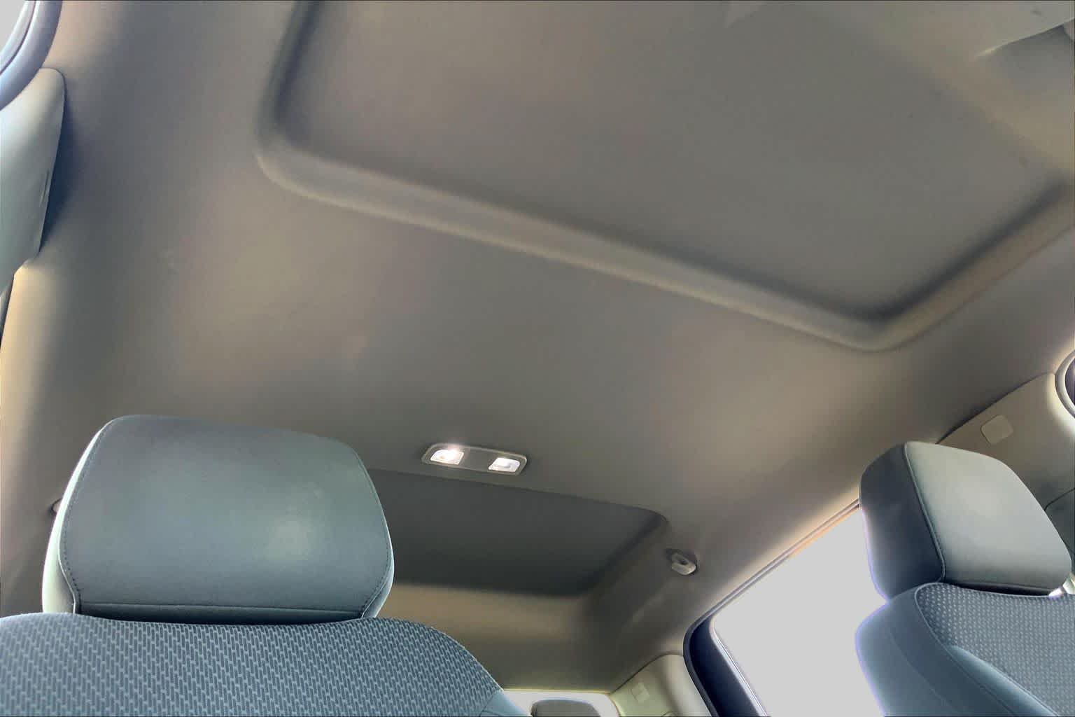 Used 2020 Black Chevrolet Custom image 14