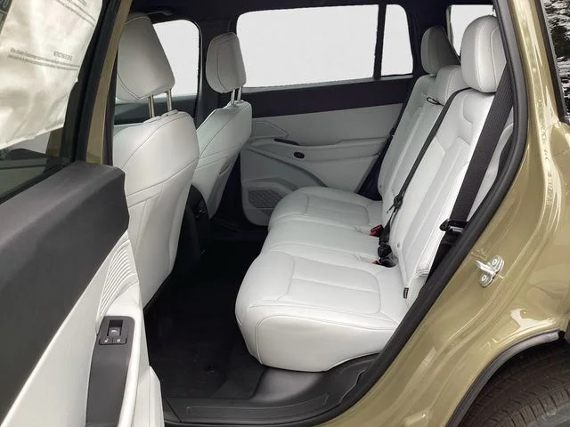 New 2026 41 Jeep LIMITED 4X4 image 14