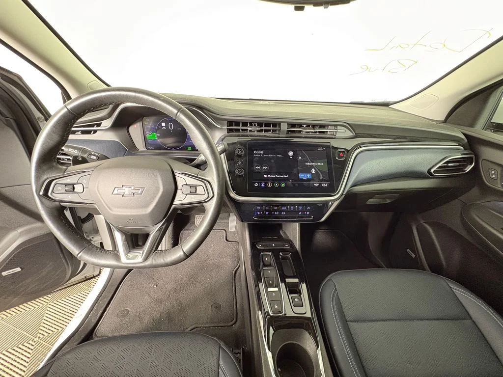 Used 2023 White Chevrolet Premier image 8