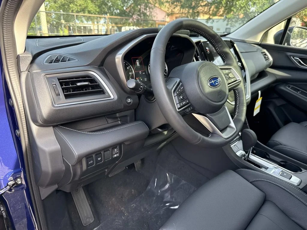 New 2026 SAPPHIRE BLUE PEARL Subaru Limited 7-Passenger image 24