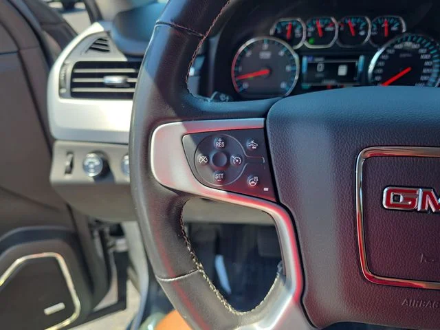 Used 2019 Silver GMC SLT image 19