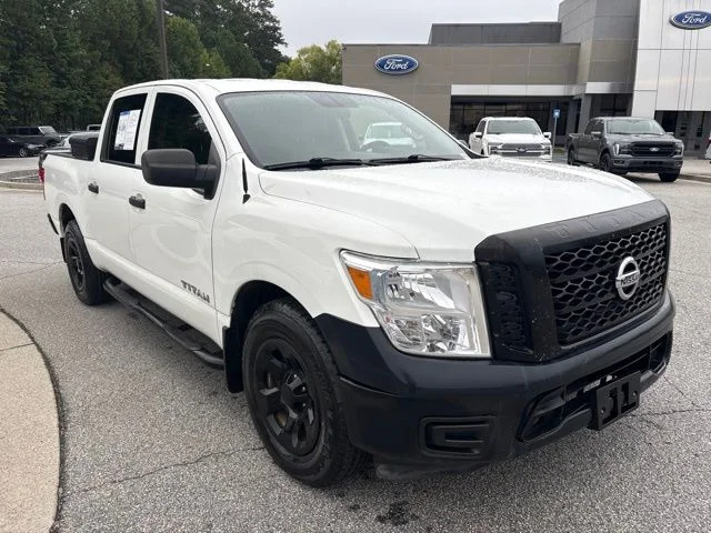 Used 2017 White Nissan S image 2