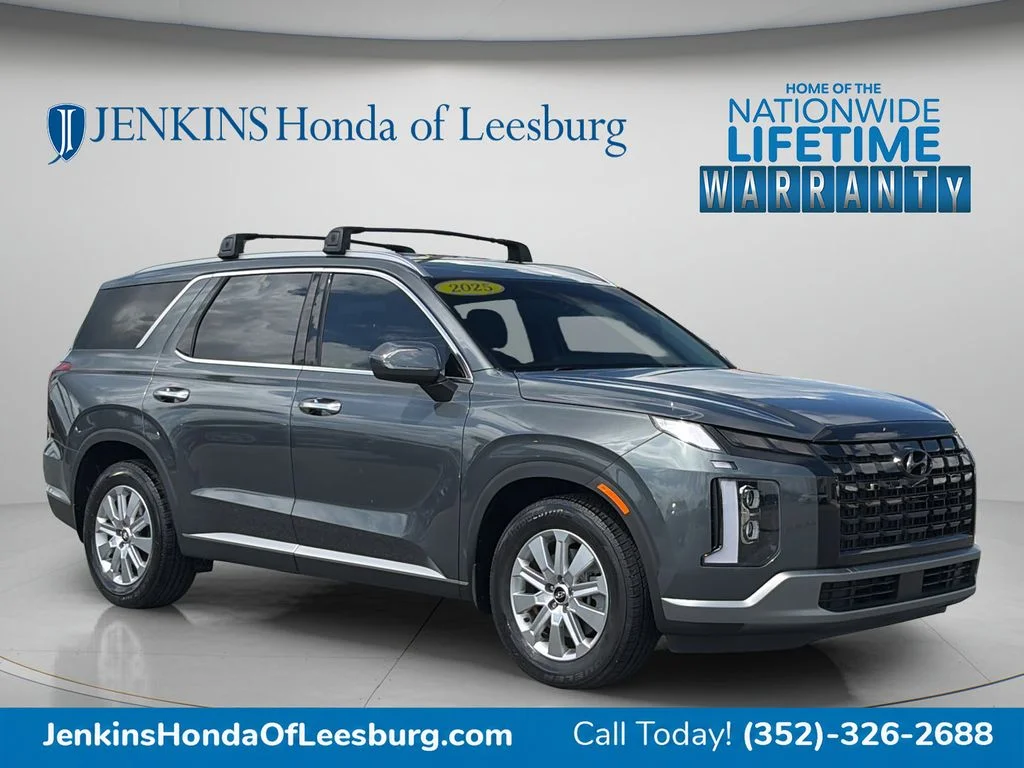 Used 2025 Gray Hyundai SEL image 1