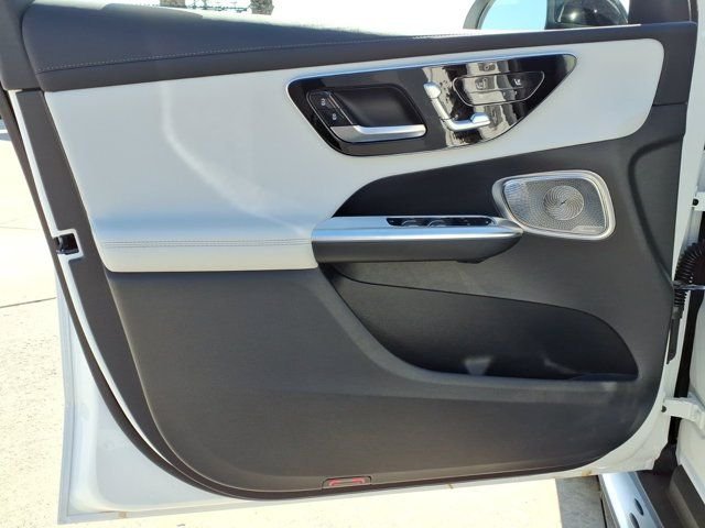 New 2026 White Mercedes-Benz GLC 300 Coupe image 12