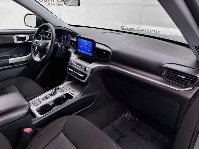 Used 2023 Gray Metallic Ford XLT image 29