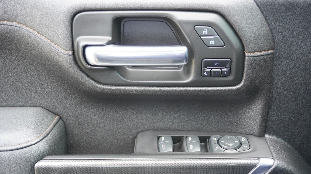 Used 2020 Gray GMC AT4 image 25