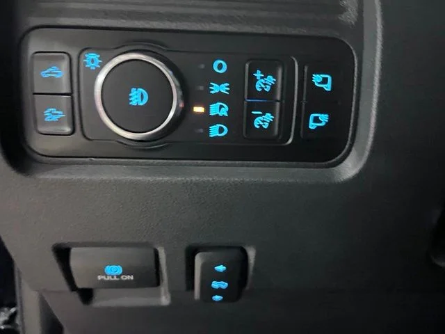 Used 2025 Blue Ford Lariat image 23