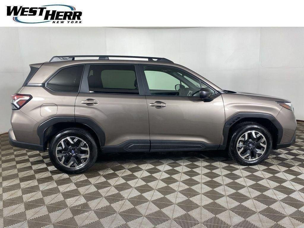 Used 2025 Brilliant Bronze Metallic Subaru Premium image 22