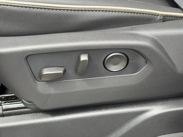 New 2026 Sterling Gray Metallic Chevrolet Premier image 11