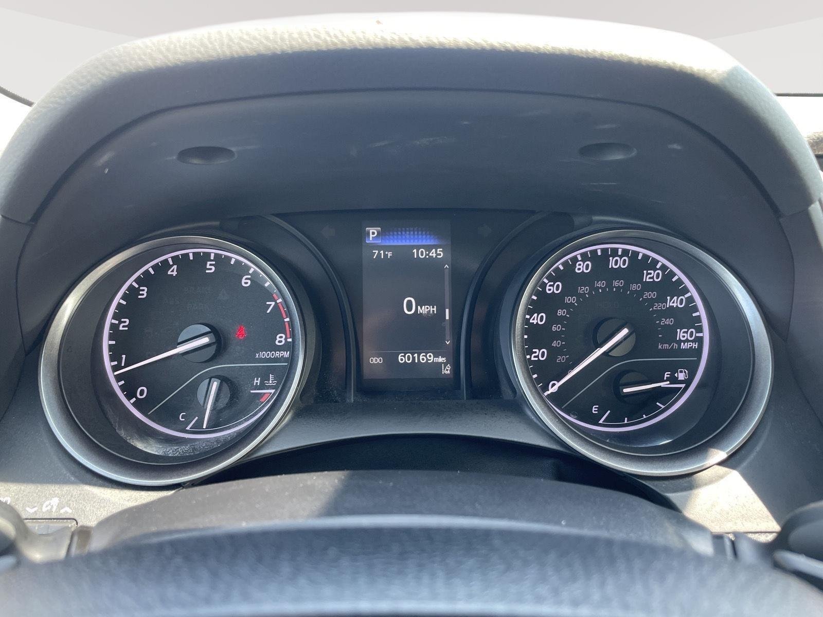 Used 2021 Toyota Camry SE with VIN 4T1G11AK0MU461727 for sale in Kansas City